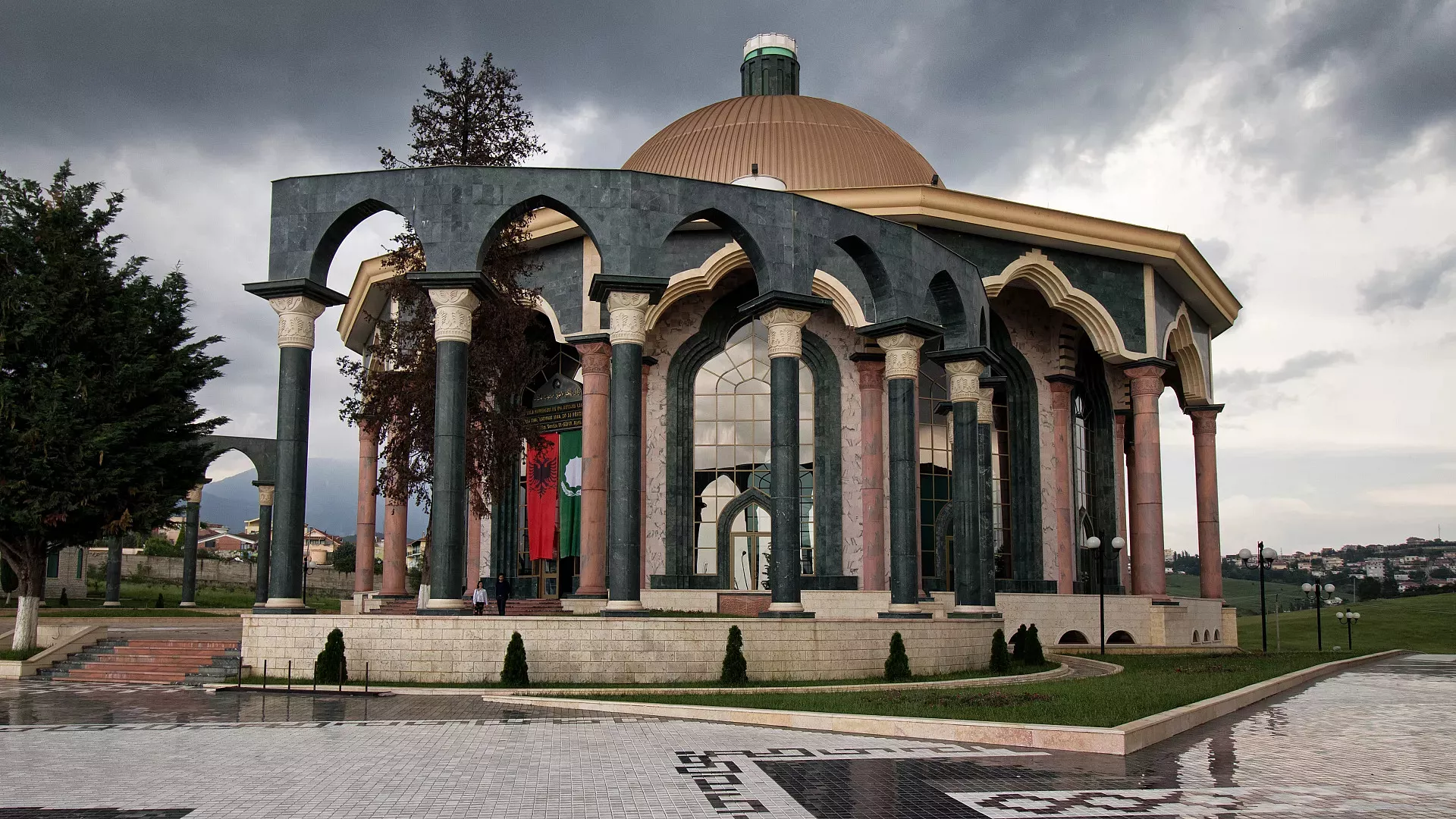 Arnavutluk, Bektaşiler için egemen bir İslami devlet kurmayı planlıyor