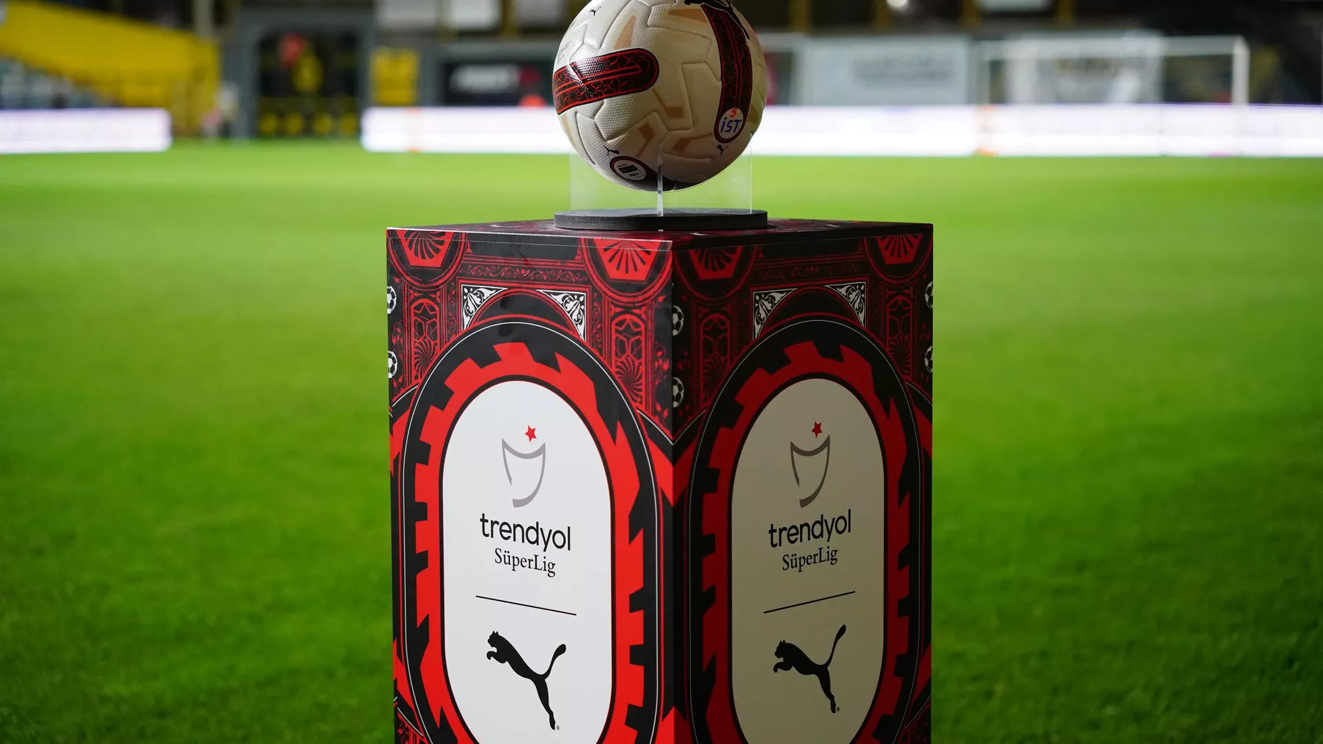 Transfer dönemi sona erdi: Süper Lig’in en genç ve en yaşlı transferleri?