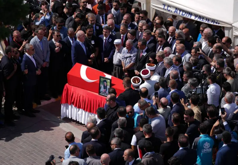 Batı Şeria’da öldürülen Ayşenur Ezgi Eygi, Didim’de toprağa verildi