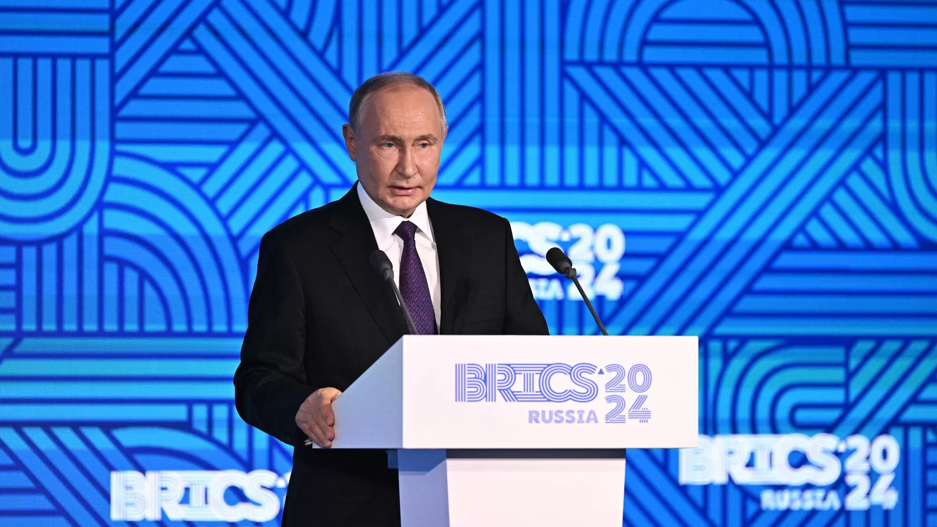 Putin: BRICS’in dünya ekonomisindeki payı artık G7’yi geçti