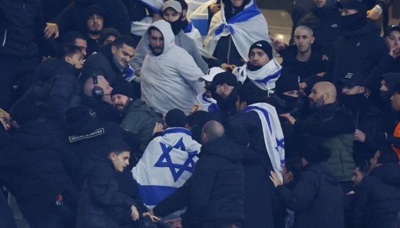 Fransa – İsrail maçında tribünlerde arbede, stadyum dışında protesto
