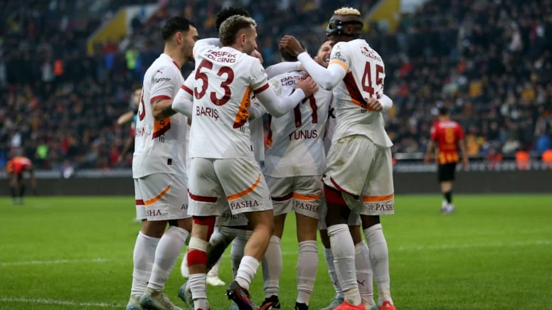 Lider Galatasaray, Kayserispor’u deplasmanda farklı yendi