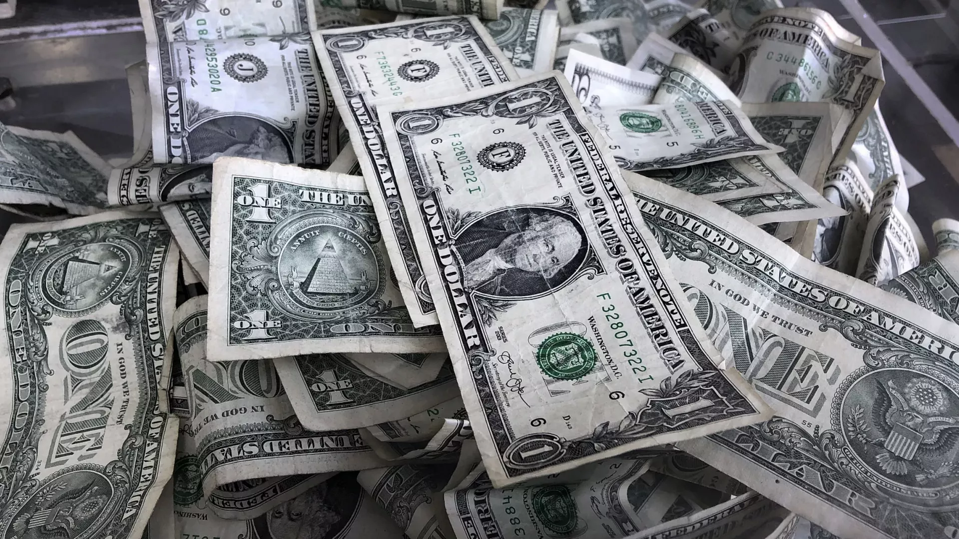Oxfam Raporu: Milyarderlerin serveti 2024’te 2 trilyon dolar arttı