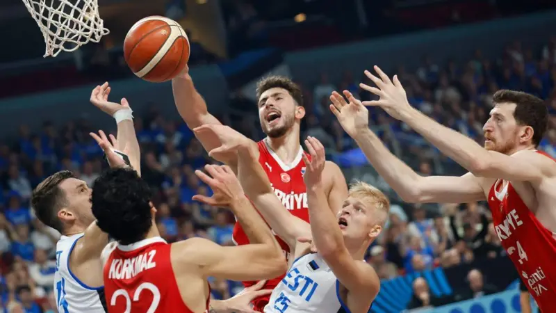 Basketbol A Milli Takım Estonya’yı farklı yendi