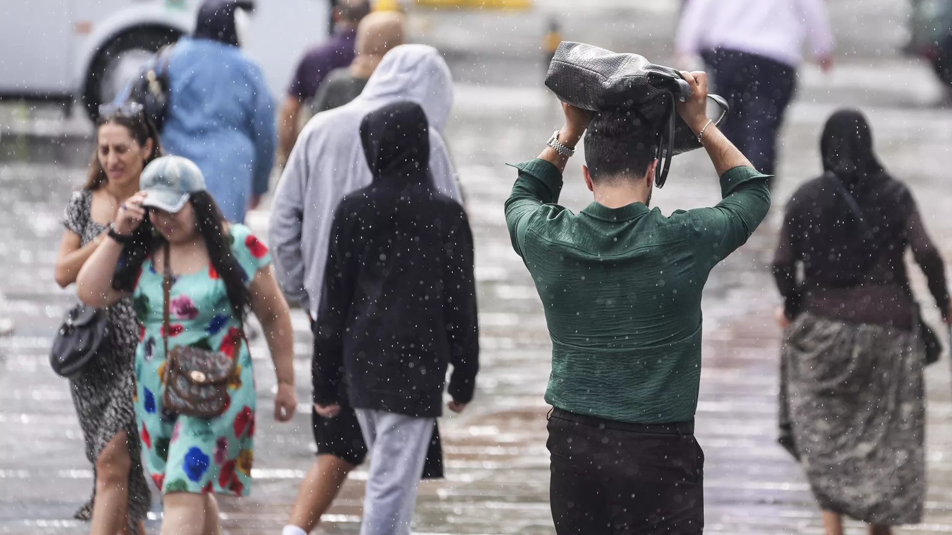 İstanbul’da pazartesi hava değişecek: AKOM’dan kritik açıklama