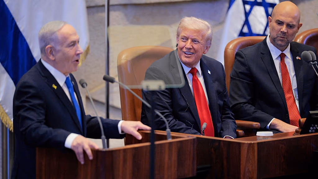 Trump’ın İsrail meclisine hitabında “soykırım” pankartı açıldı