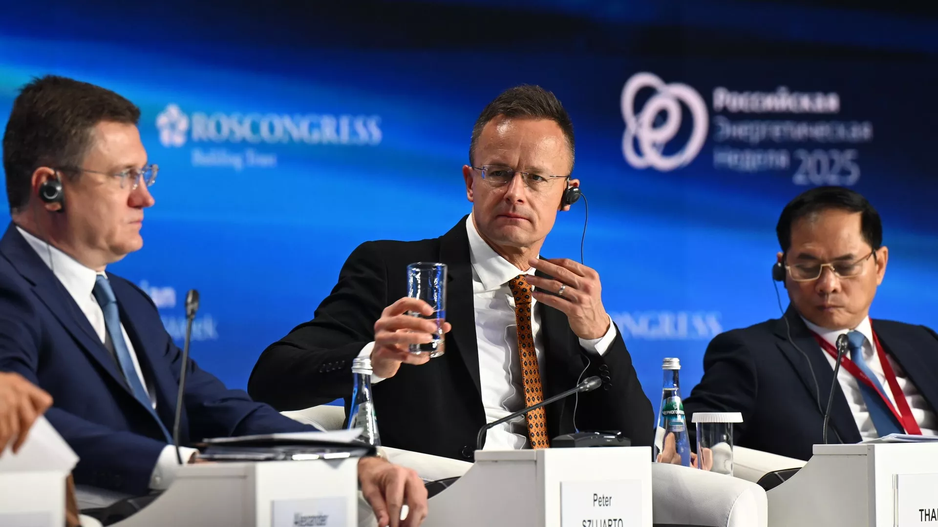 Macaristan: Rus enerji kaynaklarından vazgeçmeyeceğiz