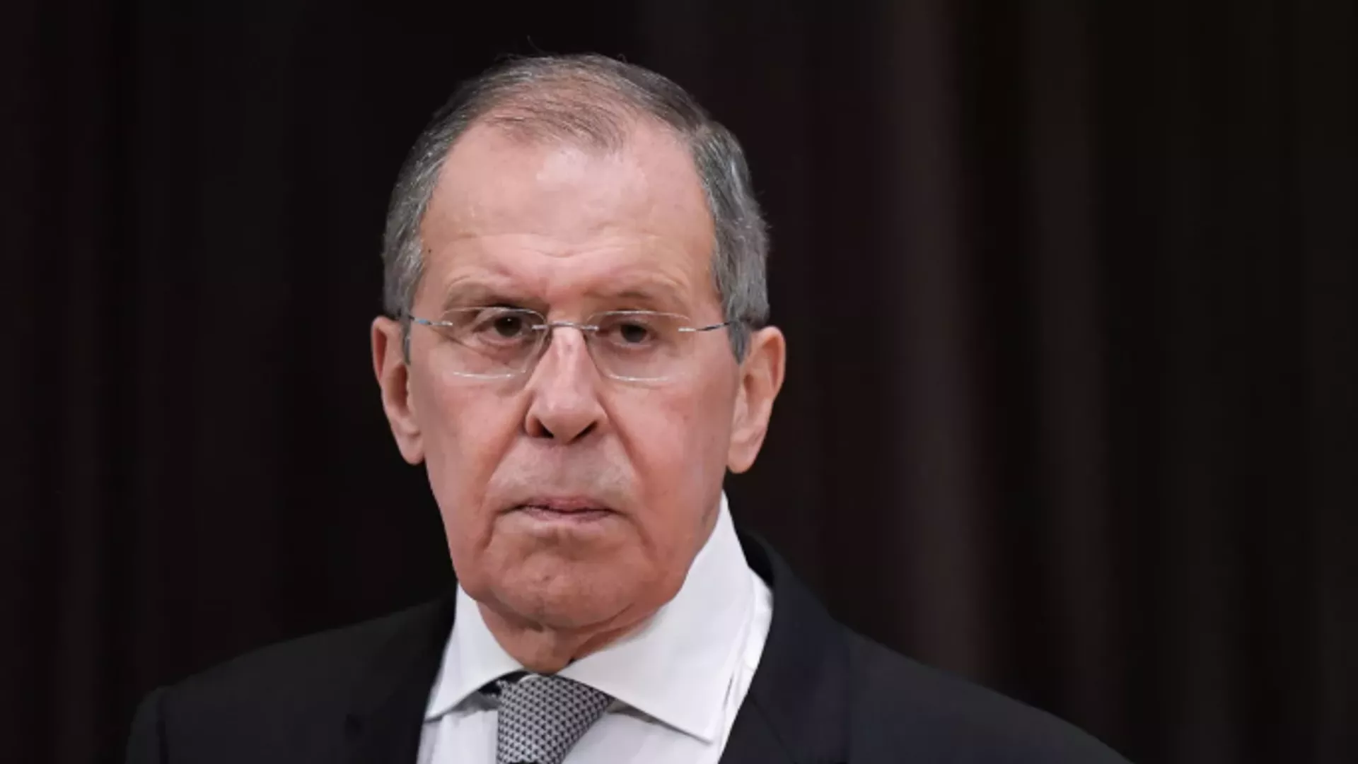 Lavrov uyardı: ‘Dünya her şeyin yalnızca güç ile çözüldüğü bir döneme dönüyor’