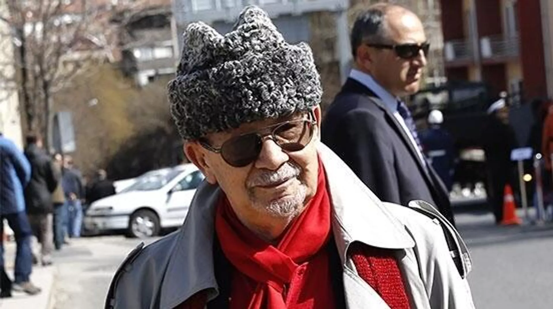 Prof. Dr. Yalçın Küçük hayatını kaybetti