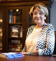 Neşe Doster: Bu turnikeden geçmeyen yoktur…