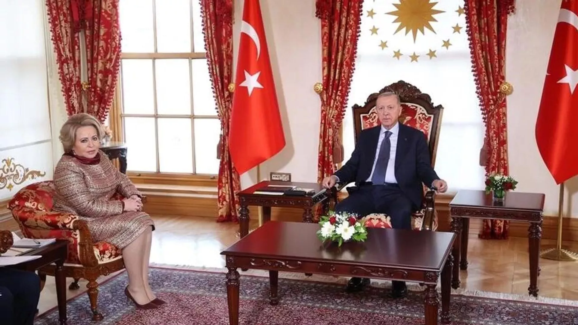 Rusya Federasyon Konseyi Başkanı Matviyenko, İstanbul’da Cumhurbaşkanı Erdoğan’la görüştü