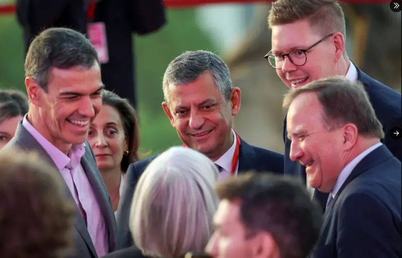 Avrupa aşırı sağı Milano’da, sol liderler Barcelona’da buluştu