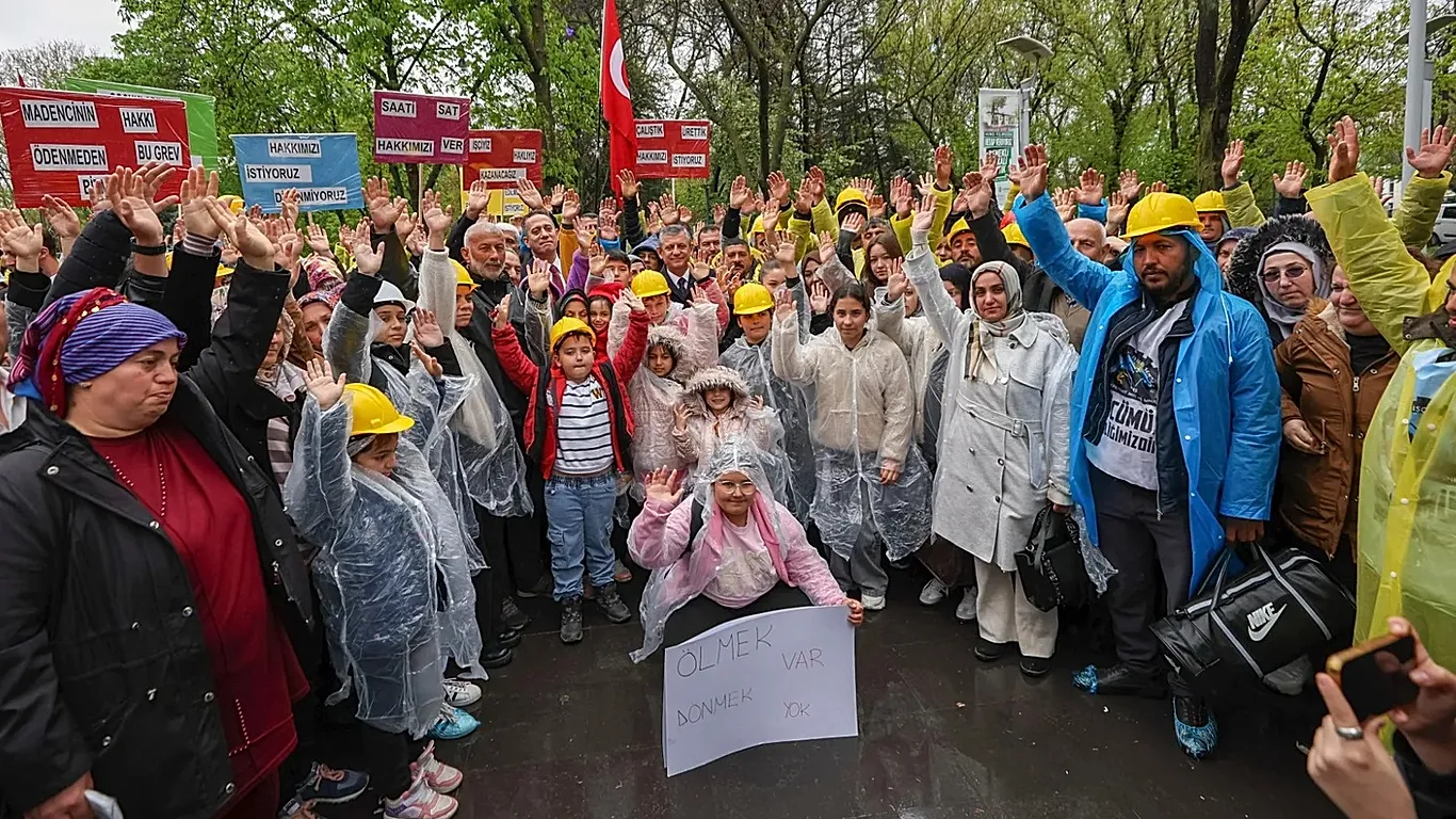 Madenciler açlık grevinde: ‘Bizim çocuklarımız neden 23 Nisan kutlayamıyor?’