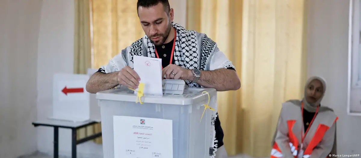 Filistinliler Gazze Savaşı’ndan beri ilk kez sandık başında