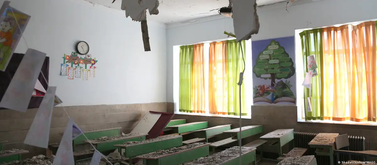 İran’da okullarda hayat durdu: Ders ve internet yok