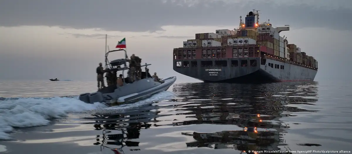 İran savaşı: Körfez’de 20 bin denizci mahsur