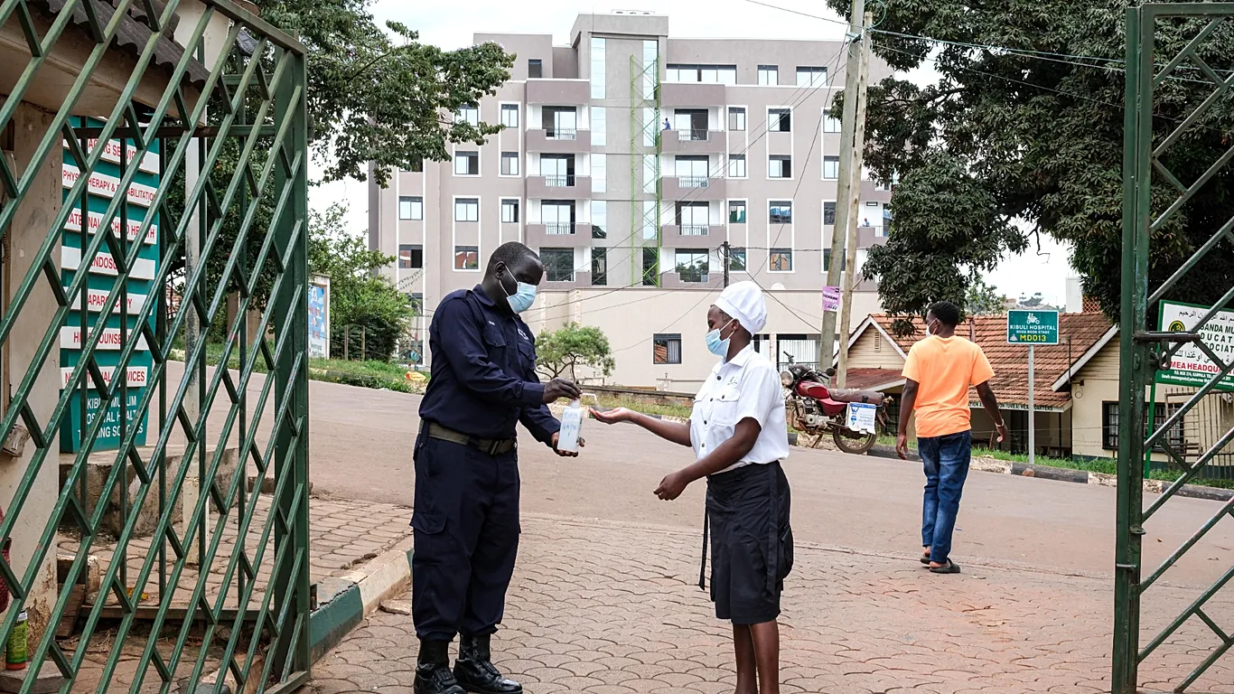 DSÖ’den Ebola uyarısı: ‘Küresel acil durum’ ilan edildi