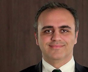 Dr. Ural Aküzüm: Yapay zekâ mevcut hukuk düzenini nasıl etkileyecek?
