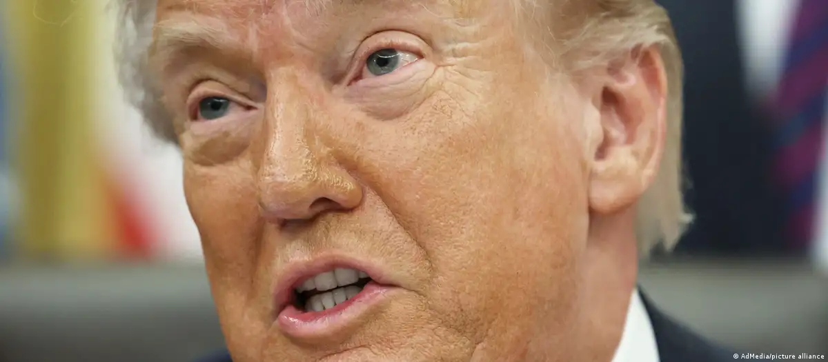 İran tehdit etti, Trump Hürmüz’ü zorla açmaktan vazgeçti