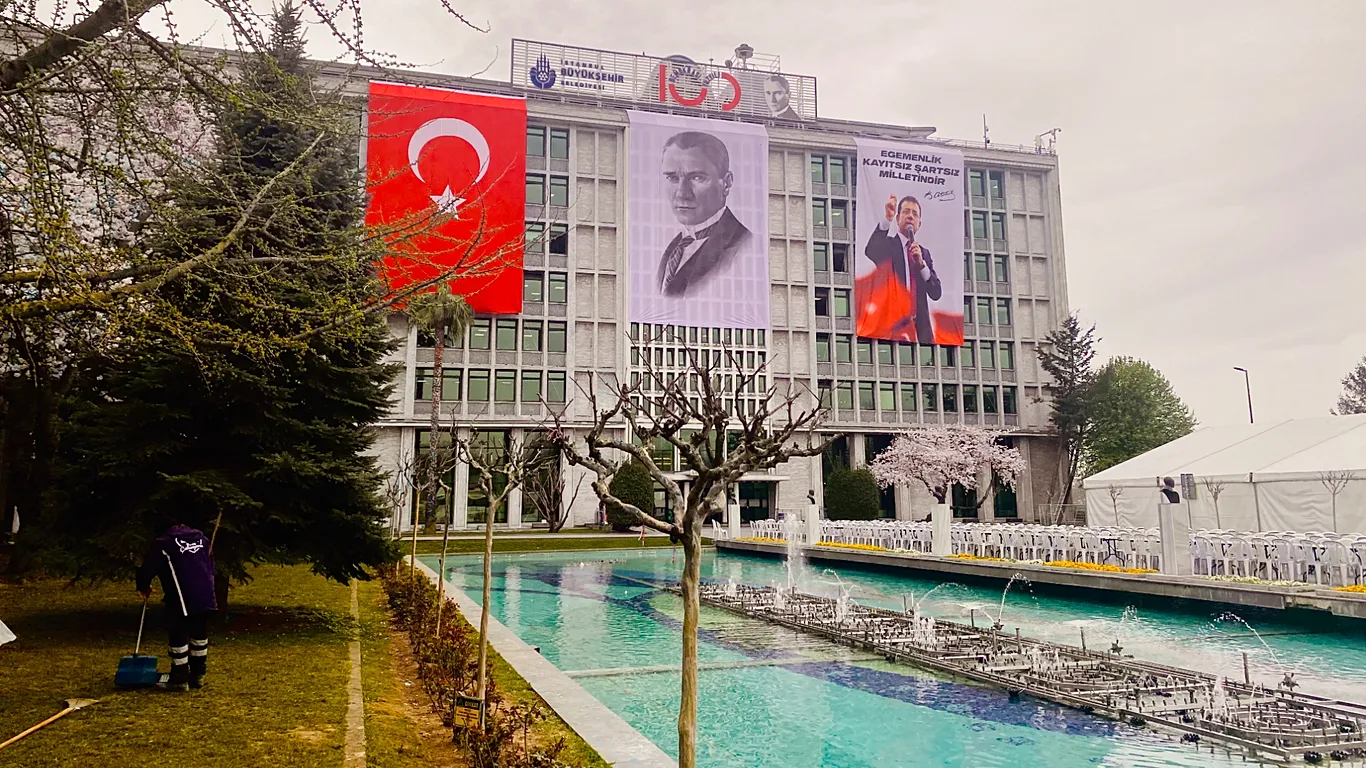 İBB ve Üsküdar Belediyesi’ne yeni dalga operasyon: 19 kişi gözaltında