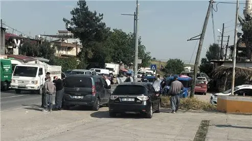 Mersin Valiliği: Tarsus’ta ‘kaçamayacağını anlayan’ saldırgan intihar etti