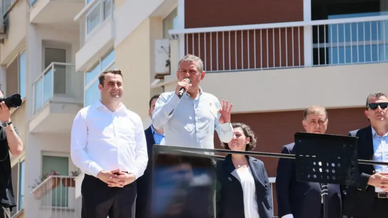 Özel’den Kılıçdaroğlu’na meydanlardan çağrı: ‘2 milyon üyemize genel başkan seçtirelim’