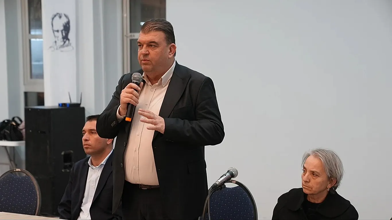 Seferihisar Belediye Başkanı dahil 12 kişi rüşvet soruşturmasında tutuklandı