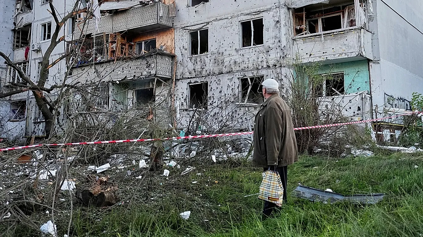 Rusya füze ve İHA saldırılarıyla Ukrayna’yı vurdu: En az 9 ölü