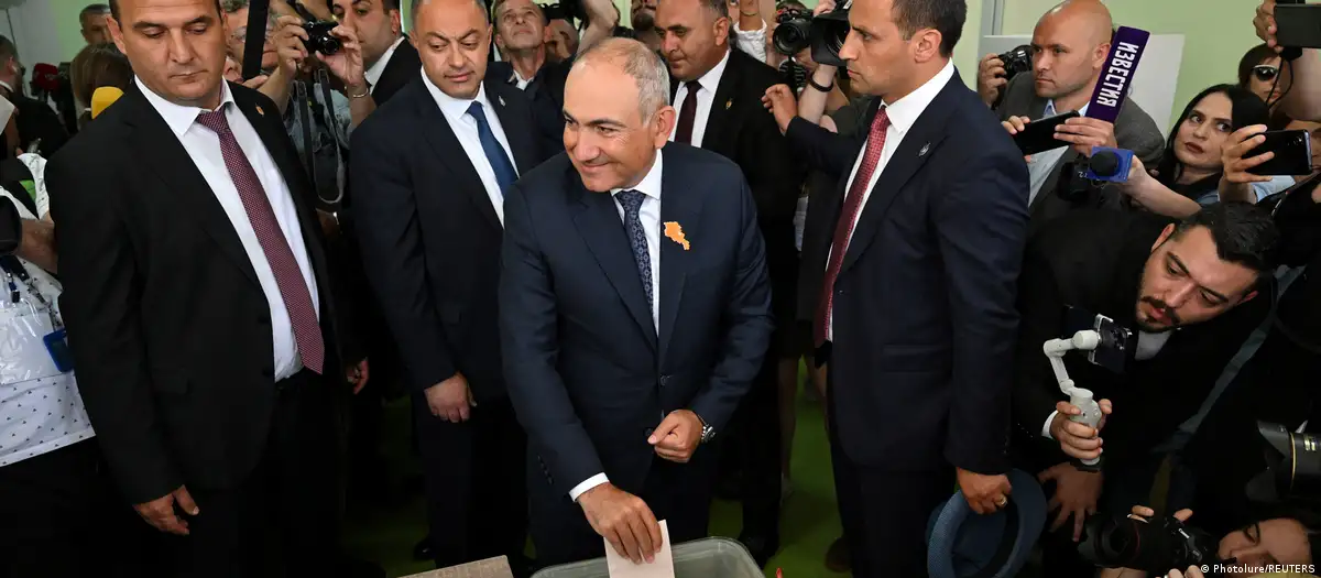 Ermenistan’da muhalefet seçimlerin iptali için başvurdu