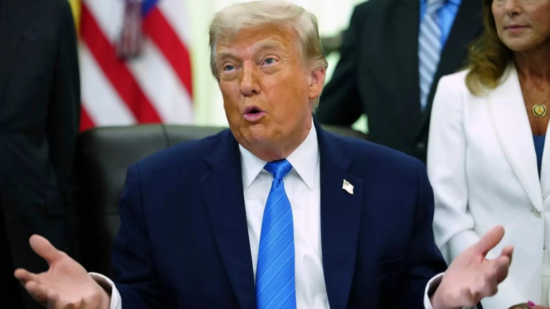 Trump: Petrol yüklü gemiler Hürmüz Boğazı’ndan geçmeye başladı