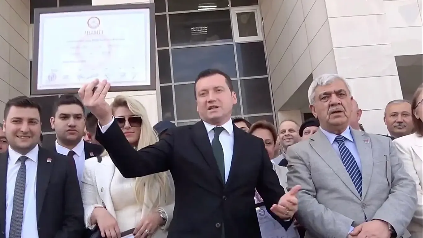 Silivri Belediye Başkanı Bora Balcıoğlu dahil 10 kişi tutuklandı