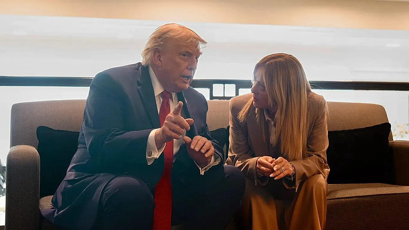 ABD ve İtalya arasında fotoğraf krizi: Trump ‘yalvardı’ dedi, Meloni sert çıktı