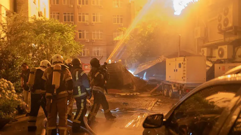 Rusya’nın Kiev’e düzenlediği geniş çaplı füze saldırılarında 18 kişi öldü