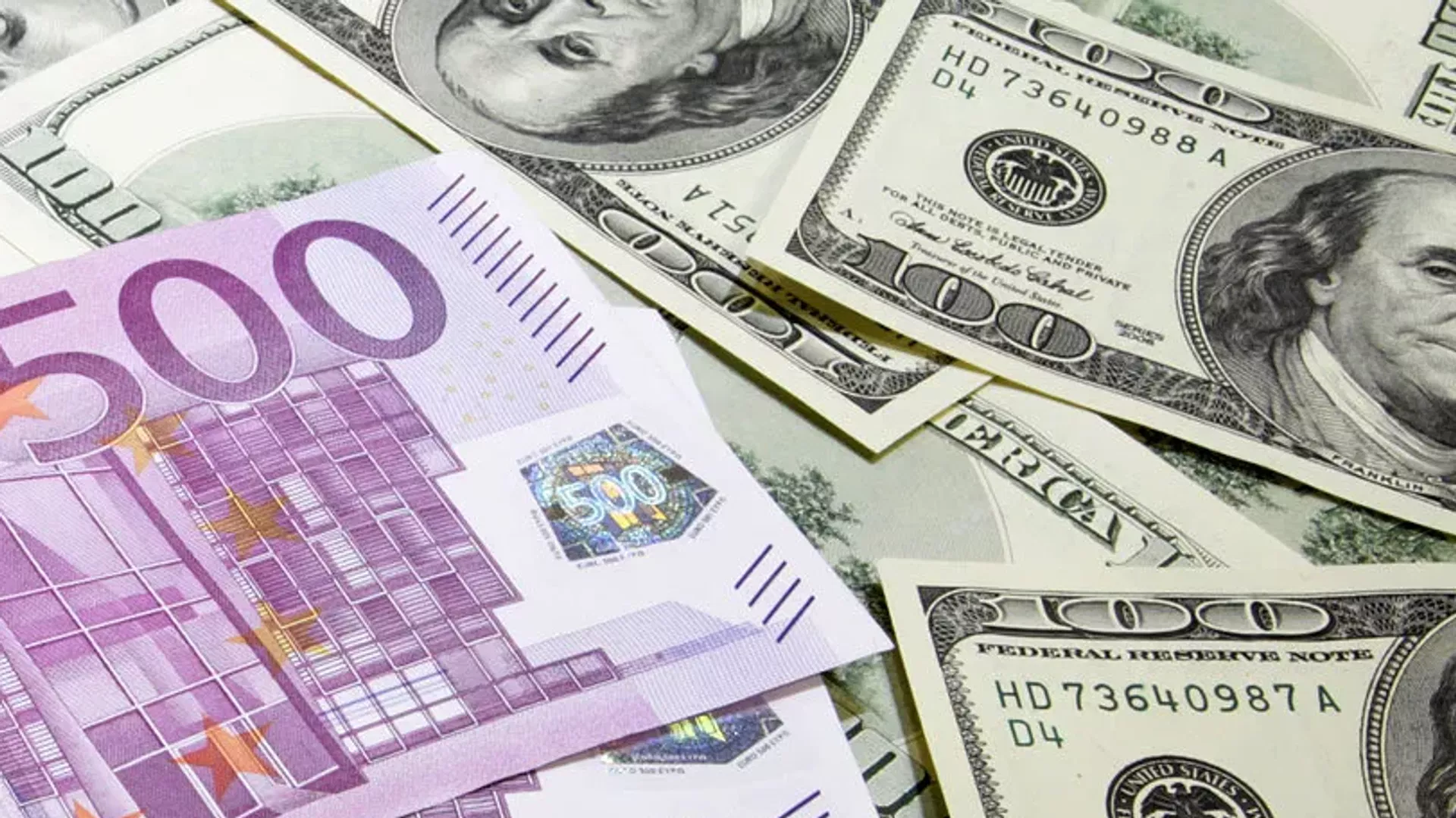 TCMB paylaştı: Yıl sonu enflasyon, dolar ve faiz tahminleri açıklandı