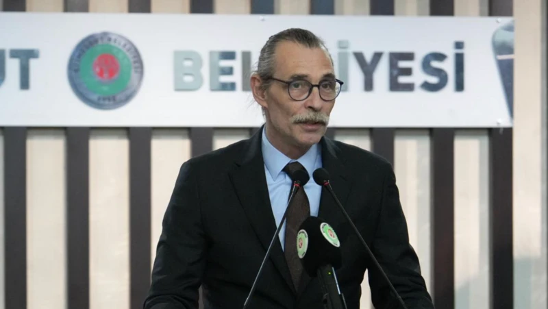 Etimesgut Belediye Başkanı Erdal Beşikçioğlu dahil 40 kişi tutuklandı