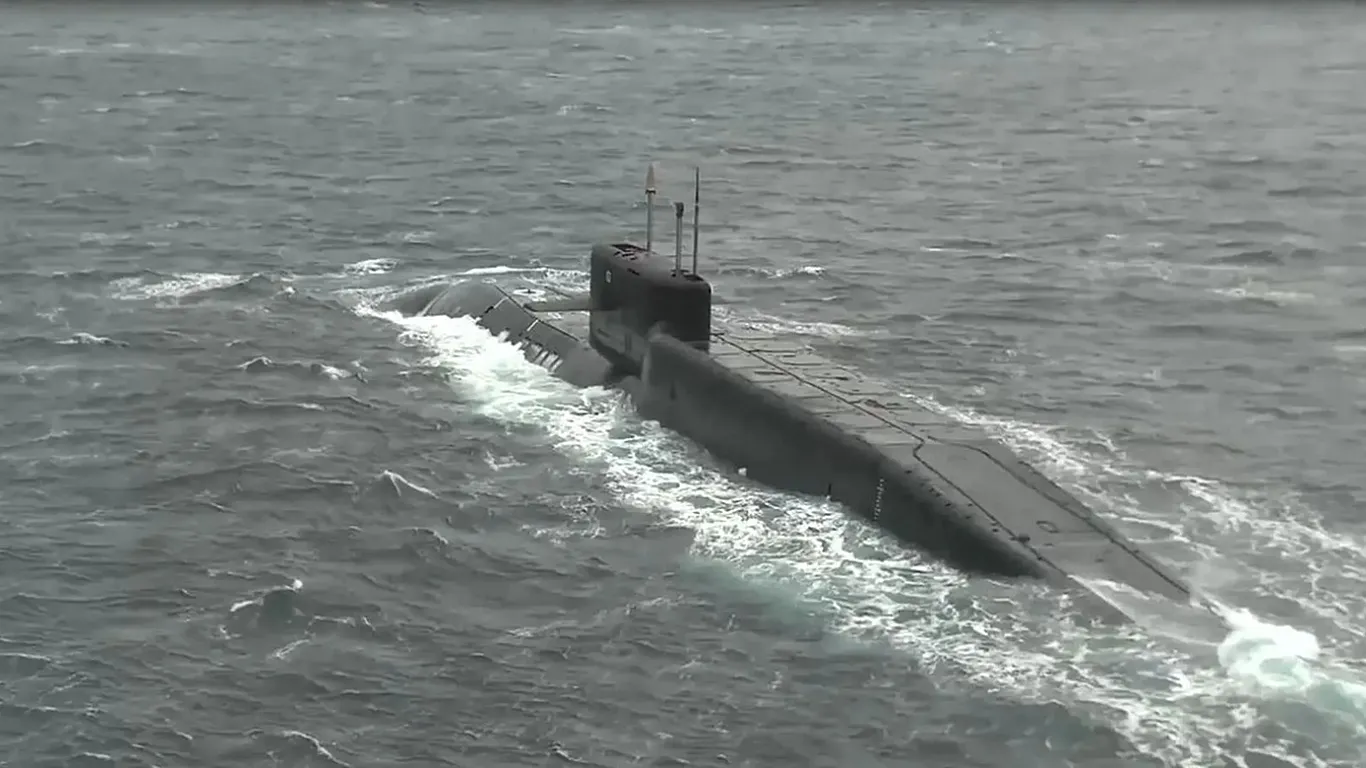 Rusya’nın ‘kıyamet denizaltısı’ denize açıldı: Poseidon nükleer silahlarını taşıyacak