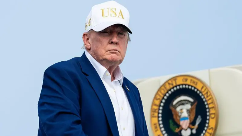 Trump’tan, İran’a yardım eden ülkelere ‘ekonomi’ tehdidi