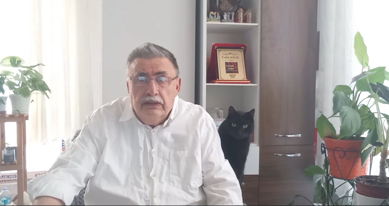 Cahit Kılıç: Tarihimizde yasaklanan veya yakılan kitaplar.