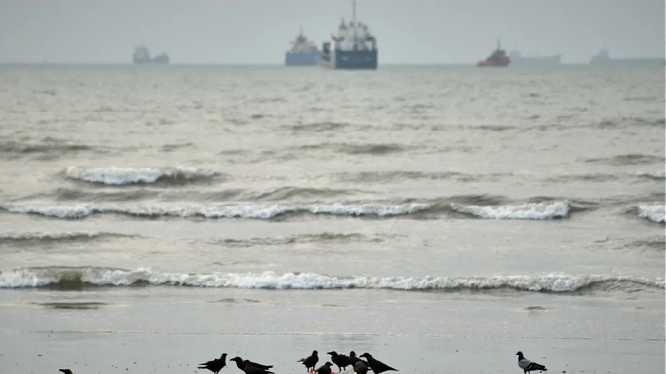 İran, düğün saldırısına ilişkin soruşturma sürerken ABD üslerini vurdu