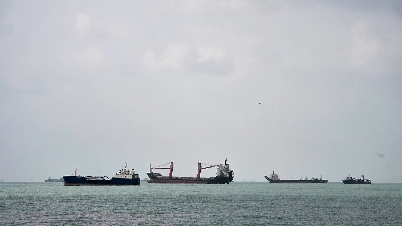 İran medyası: ABD, Hark Adası yakınında İran petrol tankerini vurdu