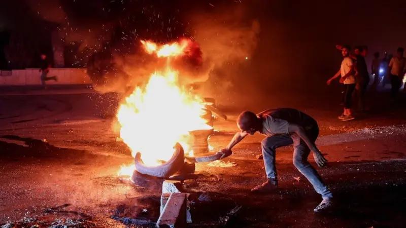 Suriye’de akaryakıt zamlarına karşı protestolar yayılıyor