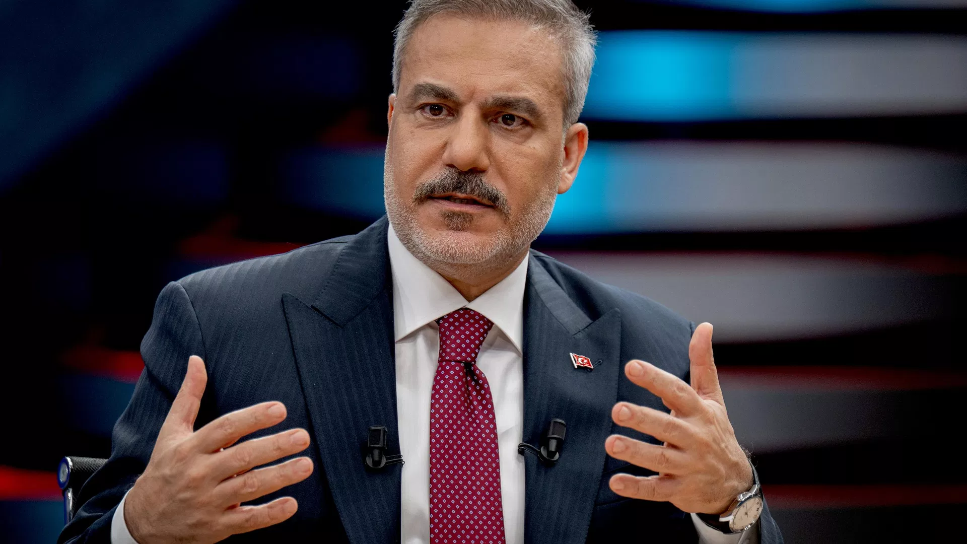 Fidan: Yunanistan’ın, bölgeyi kaosa sürüklemek isteyenlerin oyuncağı olmasını istemiyoruz