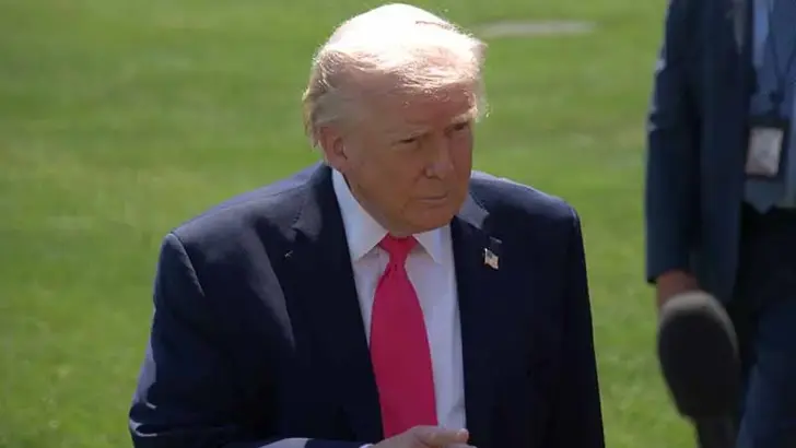 Trump’tan Zelenskiy’e çağrı: Ukrayna’nın yeni bir lidere ihtiyacı var