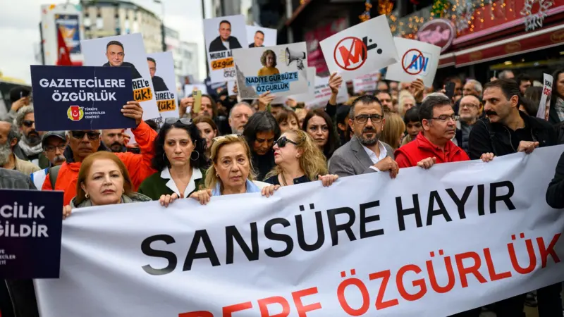 İstanbul dahil 10 şehirde ‘Sansüre Hayır, Habere Özgürlük’ yürüyüşleri